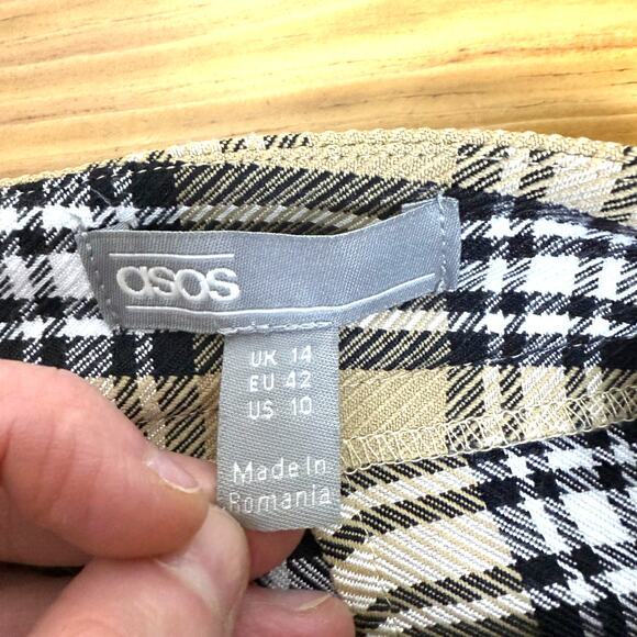 ASOS Tan & Black Plaid Mini Skirt. School Girl/Academia. Size 10 - Picture 2 of 6